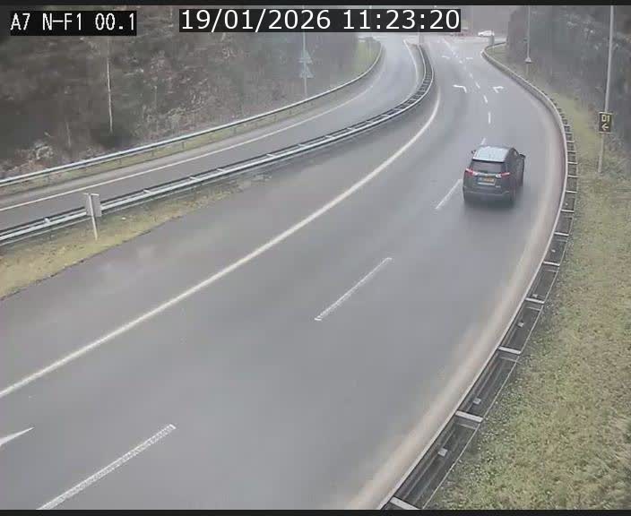 <h2>Webcam autoroute Luxembourg A7 située dans la sortie 1 Waldhof, vers la N11, avant le Tunnel Stafelter</h2>