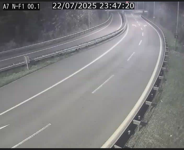 <h2>Webcam autoroute Luxembourg A7 située dans la sortie 1 Waldhof, vers la N11, avant le Tunnel Stafelter</h2>