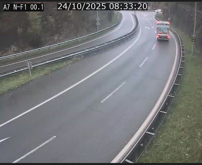 <h2>Webcam autoroute Luxembourg A7 située dans la sortie 1 Waldhof, vers la N11, avant le Tunnel Stafelter</h2>