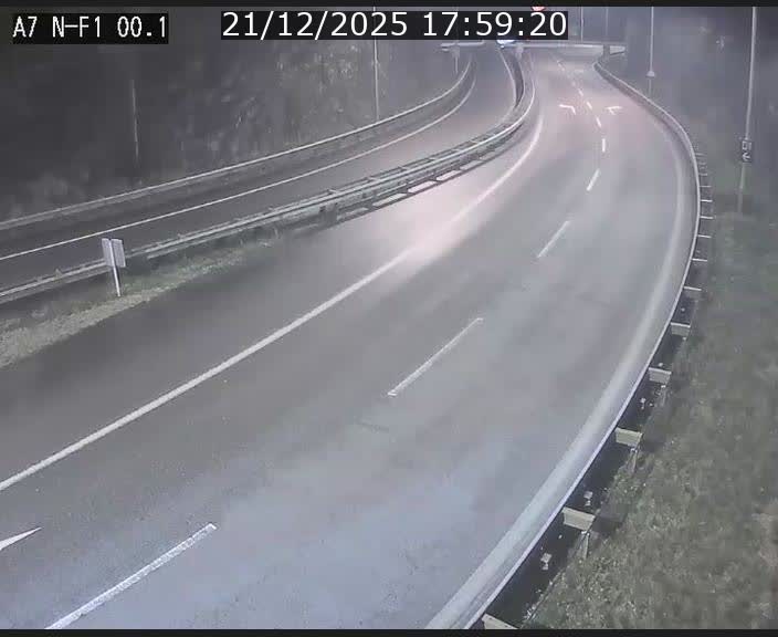 <h2>Webcam autoroute Luxembourg A7 située dans la sortie 1 Waldhof, vers la N11, avant le Tunnel Stafelter</h2>