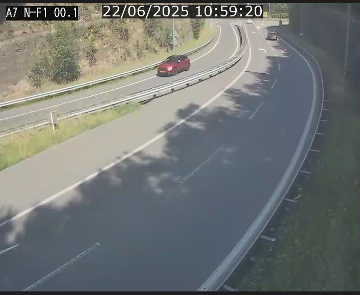 <h2>Webcam autoroute Luxembourg A7 située dans la sortie 1 Waldhof, vers la N11, avant le Tunnel Stafelter</h2>