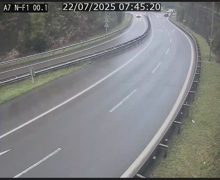 <h2>Webcam autoroute Luxembourg A7 située dans la sortie 1 Waldhof, vers la N11, avant le Tunnel Stafelter</h2>