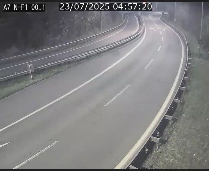 <h2>Webcam autoroute Luxembourg A7 située dans la sortie 1 Waldhof, vers la N11, avant le Tunnel Stafelter</h2>