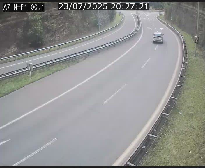 <h2>Webcam autoroute Luxembourg A7 située dans la sortie 1 Waldhof, vers la N11, avant le Tunnel Stafelter</h2>