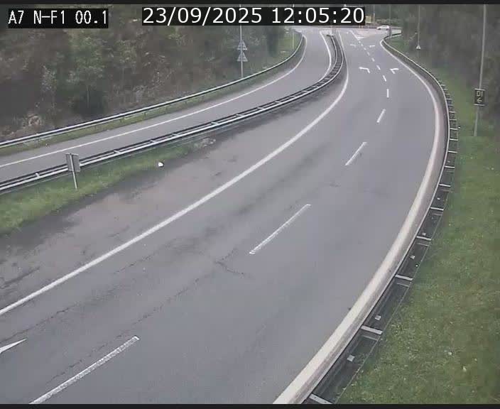 <h2>Webcam autoroute Luxembourg A7 située dans la sortie 1 Waldhof, vers la N11, avant le Tunnel Stafelter</h2>