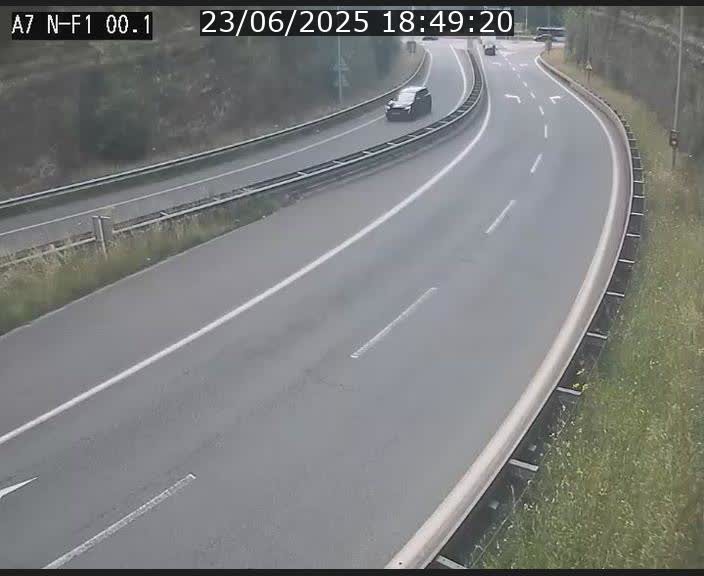 <h2>Webcam autoroute Luxembourg A7 située dans la sortie 1 Waldhof, vers la N11, avant le Tunnel Stafelter</h2>