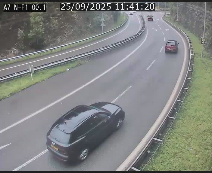 <h2>Webcam autoroute Luxembourg A7 située dans la sortie 1 Waldhof, vers la N11, avant le Tunnel Stafelter</h2>