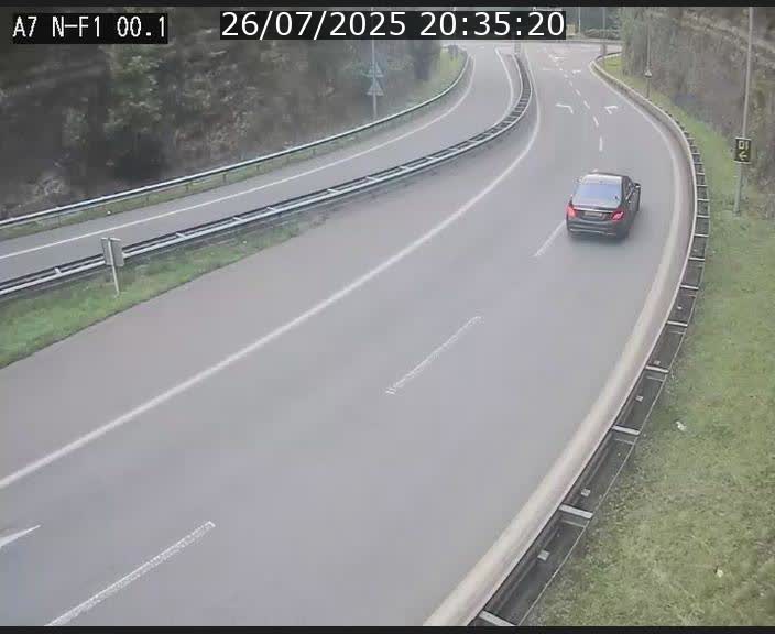 <h2>Webcam autoroute Luxembourg A7 située dans la sortie 1 Waldhof, vers la N11, avant le Tunnel Stafelter</h2>