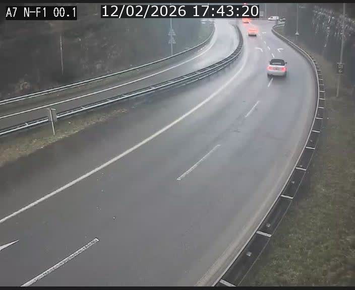 <h2>Webcam autoroute Luxembourg A7 située dans la sortie 1 Waldhof, vers la N11, avant le Tunnel Stafelter</h2>