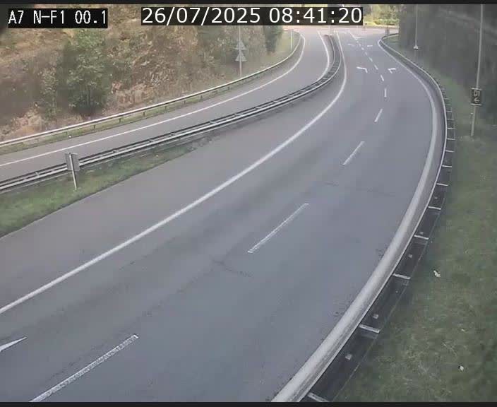 <h2>Webcam autoroute Luxembourg A7 située dans la sortie 1 Waldhof, vers la N11, avant le Tunnel Stafelter</h2>