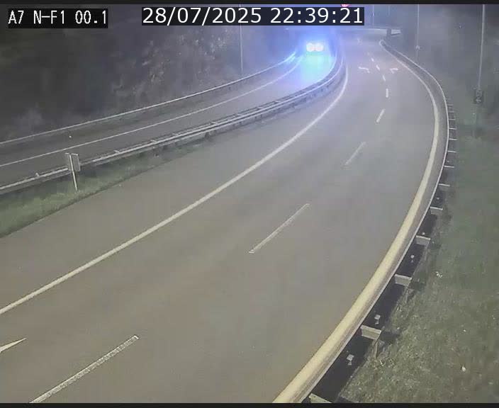 <h2>Webcam autoroute Luxembourg A7 située dans la sortie 1 Waldhof, vers la N11, avant le Tunnel Stafelter</h2>