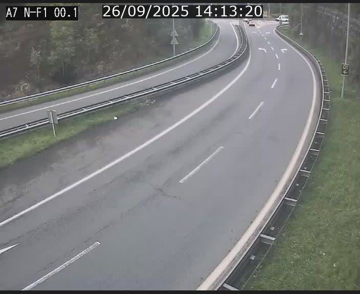 <h2>Webcam autoroute Luxembourg A7 située dans la sortie 1 Waldhof, vers la N11, avant le Tunnel Stafelter</h2>
