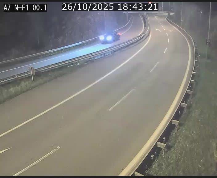 <h2>Webcam autoroute Luxembourg A7 située dans la sortie 1 Waldhof, vers la N11, avant le Tunnel Stafelter</h2>
