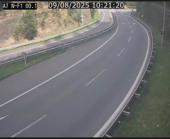 <h2>Webcam autoroute Luxembourg A7 située dans la sortie 1 Waldhof, vers la N11, avant le Tunnel Stafelter</h2>