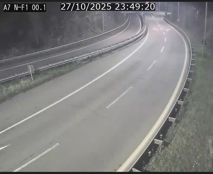 <h2>Webcam autoroute Luxembourg A7 située dans la sortie 1 Waldhof, vers la N11, avant le Tunnel Stafelter</h2>