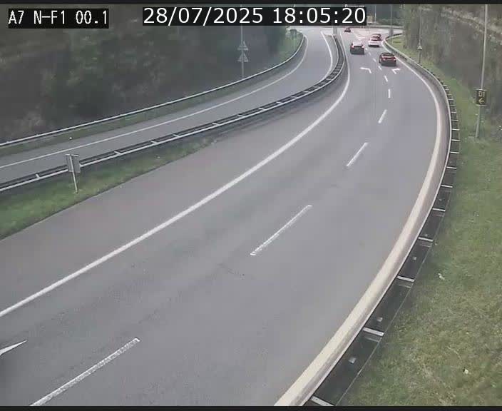 <h2>Webcam autoroute Luxembourg A7 située dans la sortie 1 Waldhof, vers la N11, avant le Tunnel Stafelter</h2>