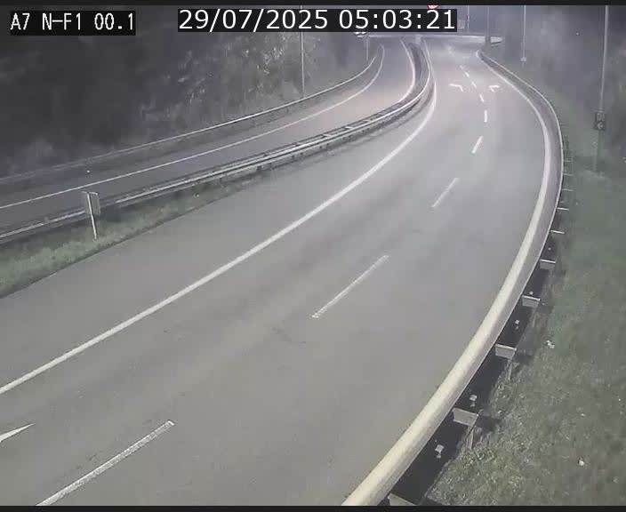 <h2>Webcam autoroute Luxembourg A7 située dans la sortie 1 Waldhof, vers la N11, avant le Tunnel Stafelter</h2>