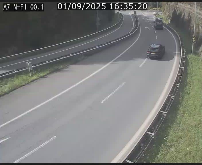<h2>Webcam autoroute Luxembourg A7 située dans la sortie 1 Waldhof, vers la N11, avant le Tunnel Stafelter</h2>