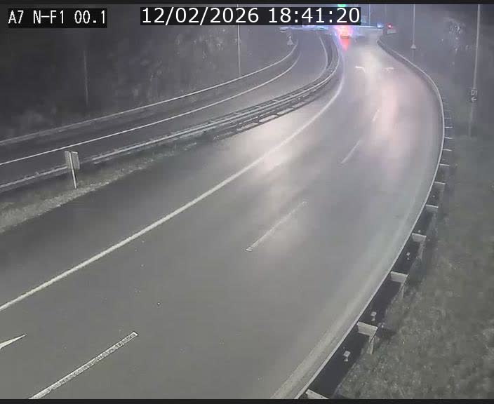 <h2>Webcam autoroute Luxembourg A7 située dans la sortie 1 Waldhof, vers la N11, avant le Tunnel Stafelter</h2>