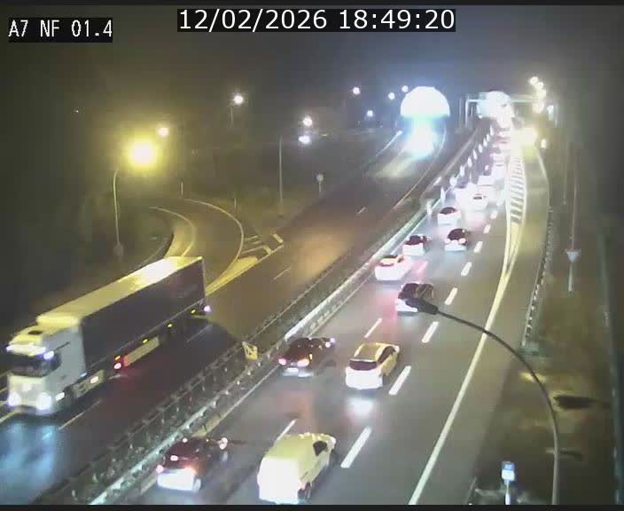 <h2>Caméra autoroute Luxembourg A7 - Echangeur Waldhaff - direction Tunnel Stafelter</h2>
