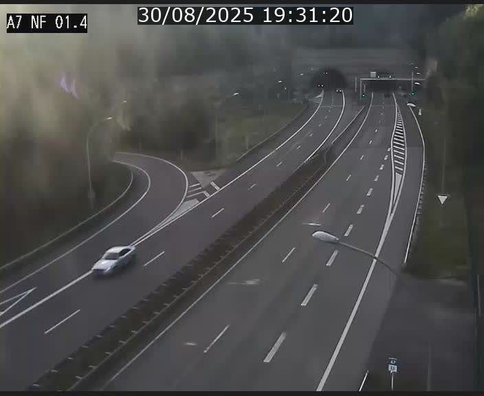 Caméra autoroute Luxembourg A7 - Echangeur Waldhaff - direction Tunnel Stafelter