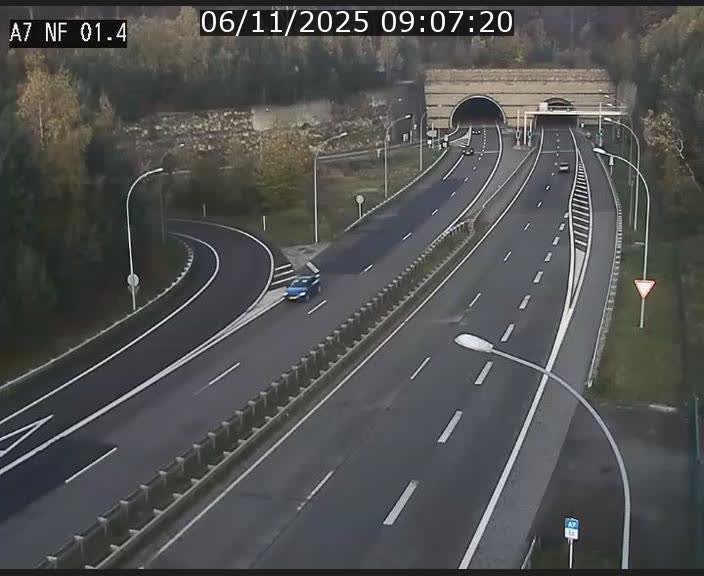 <h2>Caméra autoroute Luxembourg A7 - Echangeur Waldhaff - direction Tunnel Stafelter</h2>