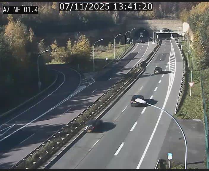 <h2>Caméra autoroute Luxembourg A7 - Echangeur Waldhaff - direction Tunnel Stafelter</h2>