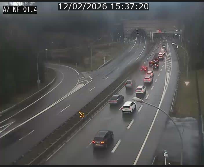 <h2>Caméra autoroute Luxembourg A7 - Echangeur Waldhaff - direction Tunnel Stafelter</h2>