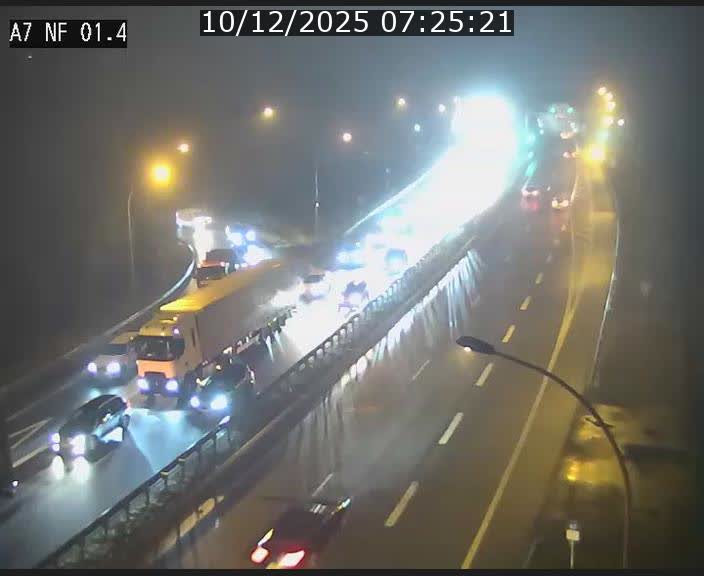 <h2>Caméra autoroute Luxembourg A7 - Echangeur Waldhaff - direction Tunnel Stafelter</h2>