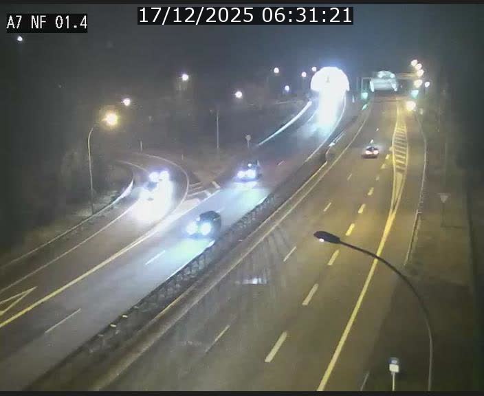 <h2>Caméra autoroute Luxembourg A7 - Echangeur Waldhaff - direction Tunnel Stafelter</h2>