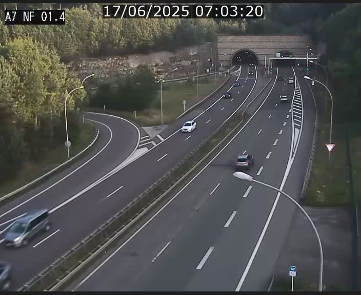Caméra autoroute Luxembourg A7 - Echangeur Waldhaff - direction Tunnel Stafelter