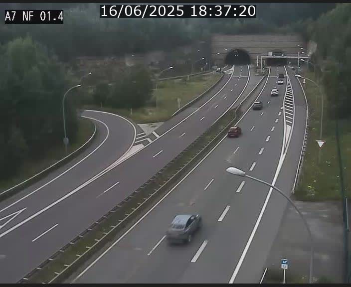 Caméra autoroute Luxembourg A7 - Echangeur Waldhaff - direction Tunnel Stafelter