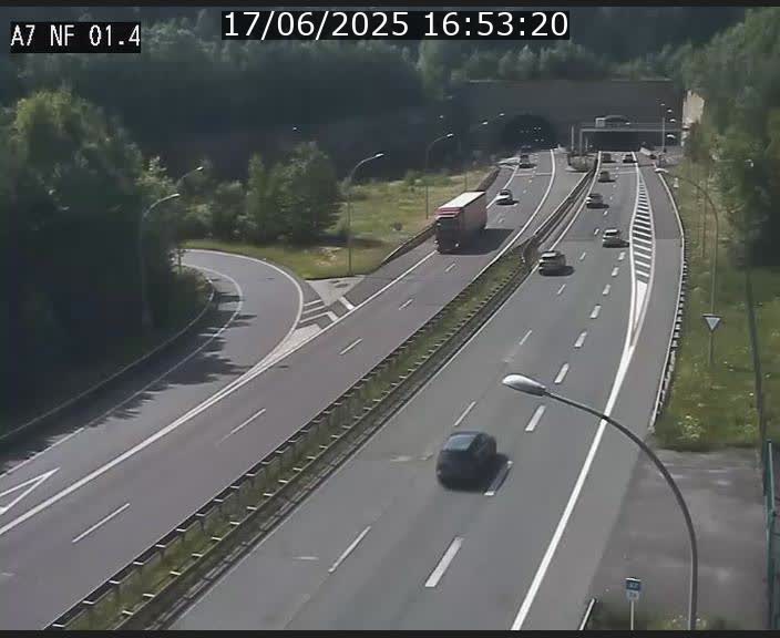 Caméra autoroute Luxembourg A7 - Echangeur Waldhaff - direction Tunnel Stafelter