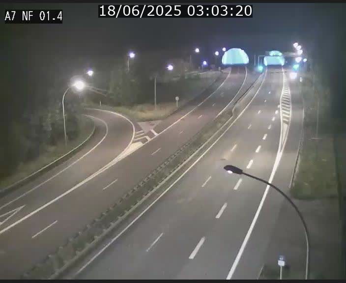<h2>Caméra autoroute Luxembourg A7 - Echangeur Waldhaff - direction Tunnel Stafelter</h2>
