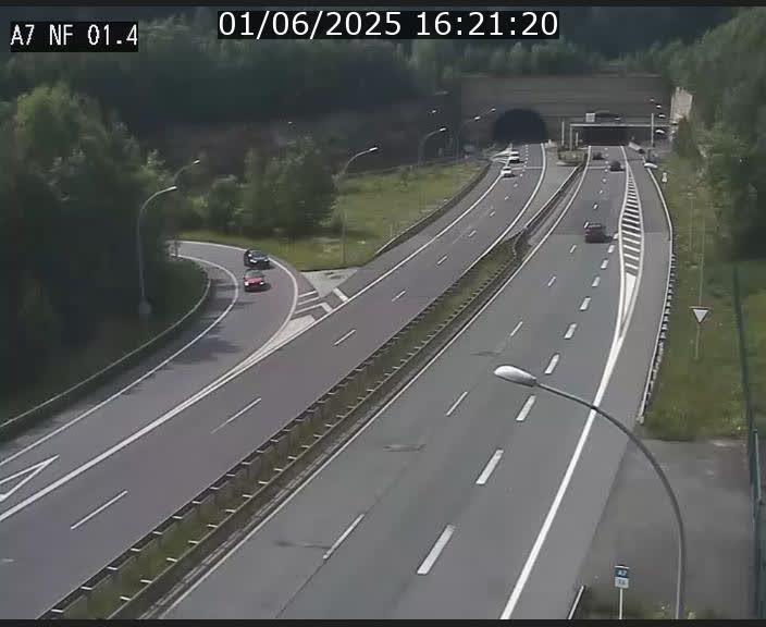 Caméra autoroute Luxembourg A7 - Echangeur Waldhaff - direction Tunnel Stafelter