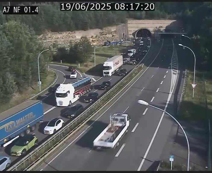 <h2>Caméra autoroute Luxembourg A7 - Echangeur Waldhaff - direction Tunnel Stafelter</h2>