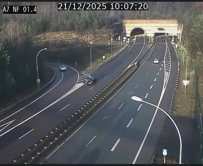 <h2>Caméra autoroute Luxembourg A7 - Echangeur Waldhaff - direction Tunnel Stafelter</h2>