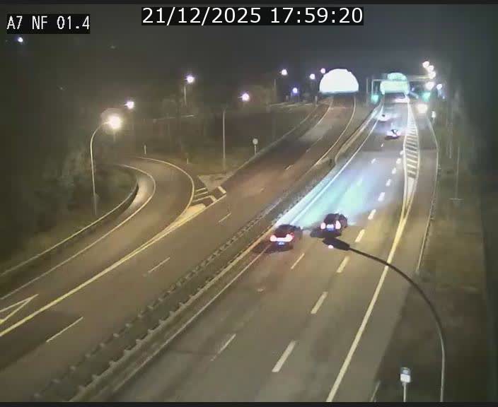 <h2>Caméra autoroute Luxembourg A7 - Echangeur Waldhaff - direction Tunnel Stafelter</h2>