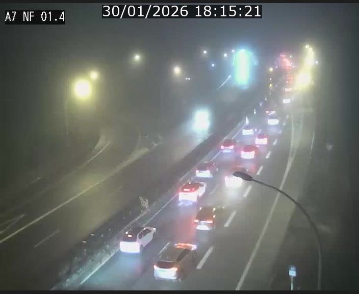 <h2>Caméra autoroute Luxembourg A7 - Echangeur Waldhaff - direction Tunnel Stafelter</h2>