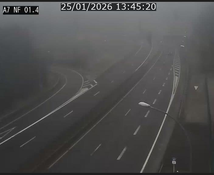 Caméra autoroute Luxembourg A7 - Echangeur Waldhaff - direction Tunnel Stafelter
