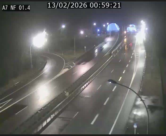 <h2>Caméra autoroute Luxembourg A7 - Echangeur Waldhaff - direction Tunnel Stafelter</h2>