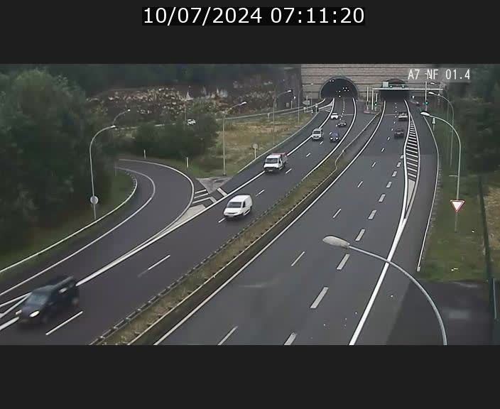 Caméra autoroute Luxembourg A7 - Echangeur Waldhaff - direction Tunnel Stafelter