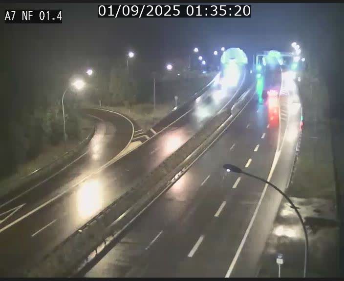 <h2>Caméra autoroute Luxembourg A7 - Echangeur Waldhaff - direction Tunnel Stafelter</h2>