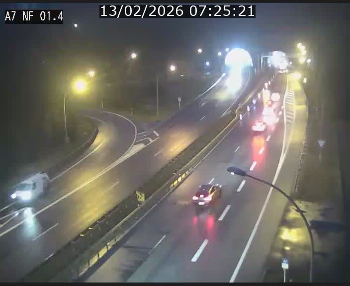 <h2>Caméra autoroute Luxembourg A7 - Echangeur Waldhaff - direction Tunnel Stafelter</h2>