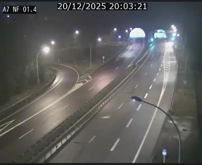 <h2>Caméra autoroute Luxembourg A7 - Echangeur Waldhaff - direction Tunnel Stafelter</h2>