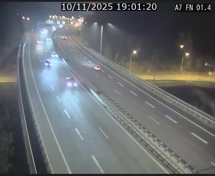 <h2>Caméra autoroute Luxembourg A7 - Tunnel Stafelter - direction Echangeur Grünewald</h2>