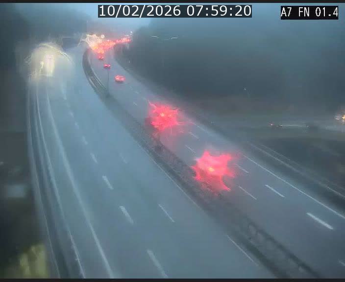 <h2>Caméra autoroute Luxembourg A7 - Tunnel Stafelter - direction Echangeur Grünewald</h2>