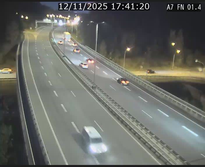 <h2>Caméra autoroute Luxembourg A7 - Tunnel Stafelter - direction Echangeur Grünewald</h2>