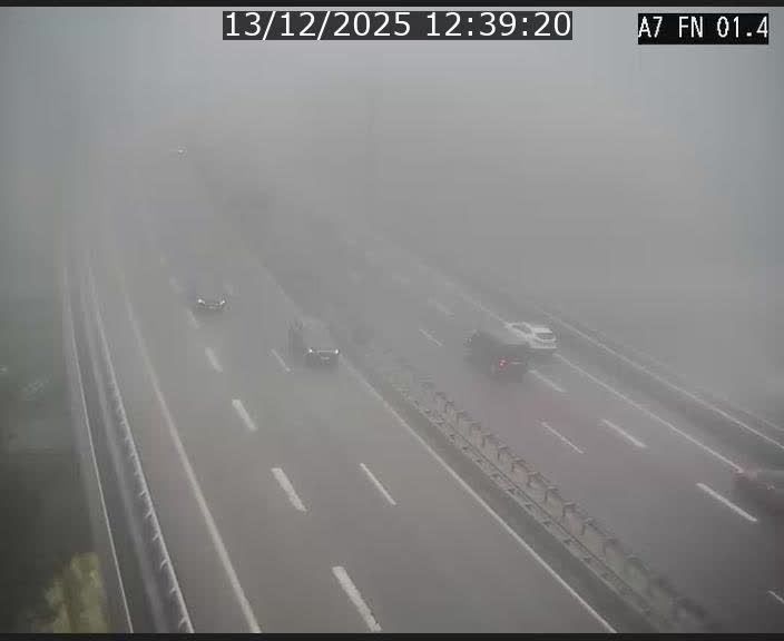 <h2>Caméra autoroute Luxembourg A7 - Tunnel Stafelter - direction Echangeur Grünewald</h2>