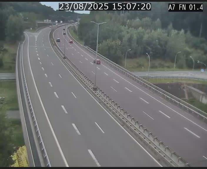 <h2>Caméra autoroute Luxembourg A7 - Tunnel Stafelter - direction Echangeur Grünewald</h2>
